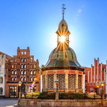 Marktplatz in der Altstadt von Wismar - © Ralph Hoppe - www.FooTToo.de