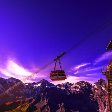 Seilbahn von Birg zum Schilthorngipfel in den Berner Alpen - ©bennymarty - stock.adobe.com