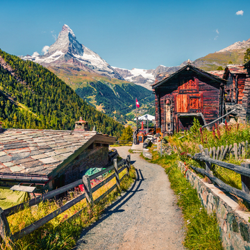 Matterhorn in der Schweiz - © Andrew Mayovskyy - stock.adobe.com
