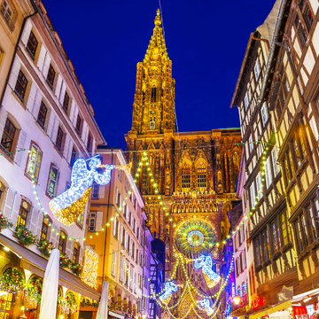 Weihnachtsmarkt in Straßburg im Elsass, Frankreich - © MarinadeArt - stock.adobe.com