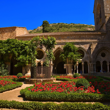 Abtei von Fontfroide, ein ehemaliges Zisterzienserkloster und eine Abtei in Südfrankreich - © JONATHAN - stock.adobe.com