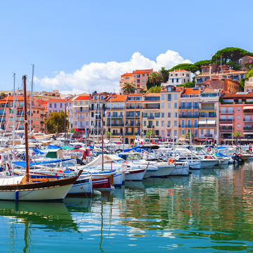 Blick auf den Yachthafen von Cannes - © evannovostro - stock.adobe.com