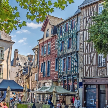Rennes in der Bretagne, Frankreich - © pictarena - stock.adobe.com
